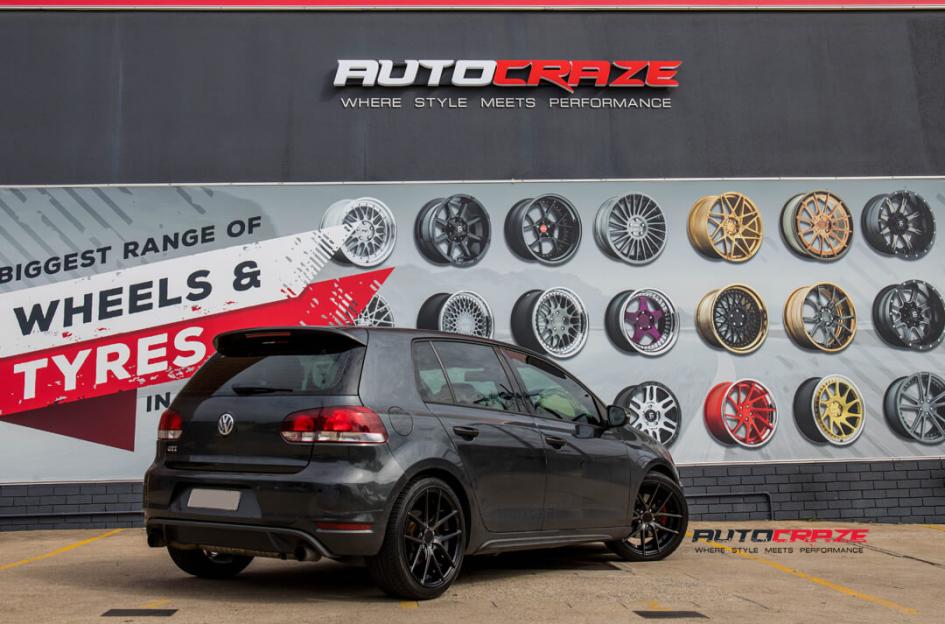 VOLKSWAGEN-GOLF-TARGA-BLACK---MACHINED-WITH-DOUBLE-DARK-TINT